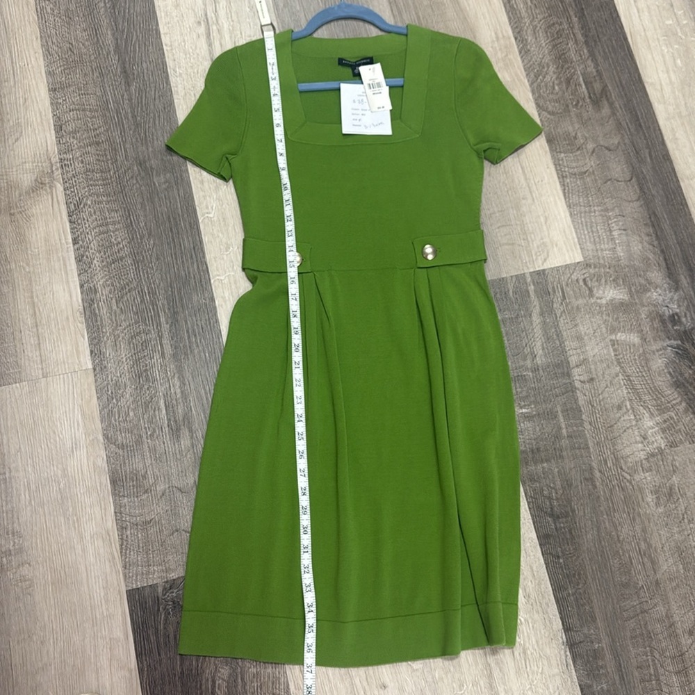 🍁Banana Republic Vibrant Green Top - Picture 7 of 7